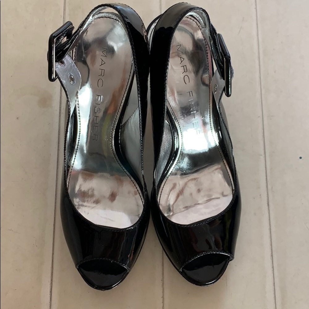 Marc Fisher sling back heels